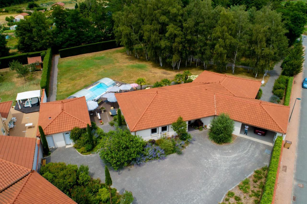 Au Fil Du Vizezy - Chambre D'Hotes Savigneux  Kültér fotó